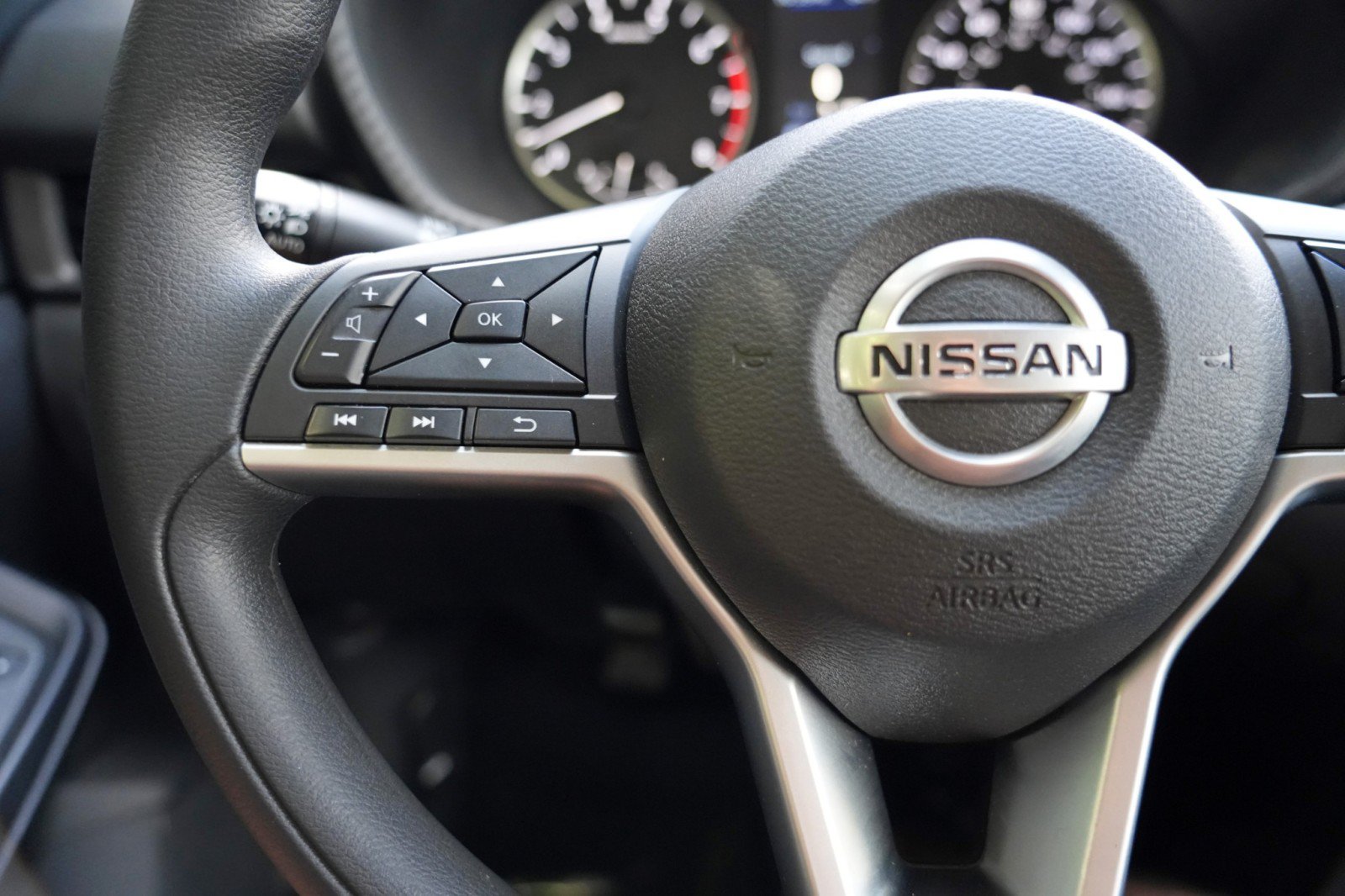 Used 2022 Nissan Sentra S w/ Trunk Package FWD image 19