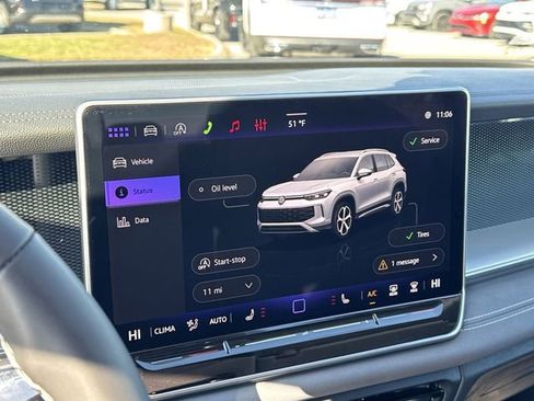 New 2026 Volkswagen Tiguan SE FWD image 15