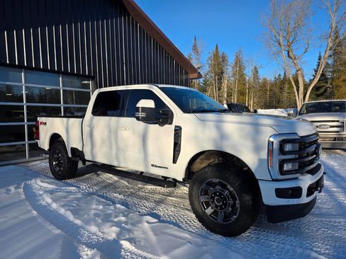 Used 2023 Ford F350 Lariat w/ Lariat Ultimate Package image 9