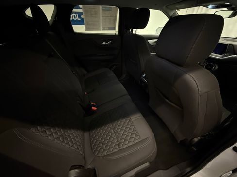 Used 2020 Chevrolet Blazer LT image 6