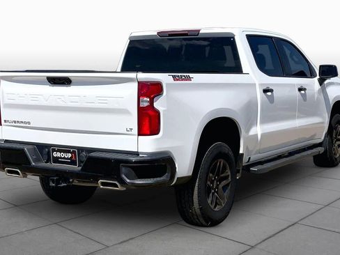 Used 2024 Chevrolet Silverado 1500 LT Trail Boss w/ Protection Package AWD/4WD image 13