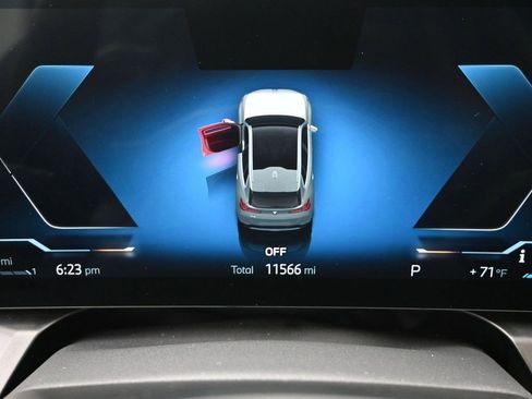 Used 2025 BMW X3 xDrive30i w/ Convenience Package image 10