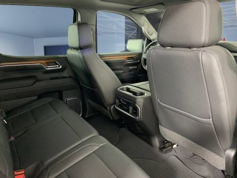 Used 2022 GMC Sierra 1500 Denali w/ Denali Reserve Package AWD/4WD image 12