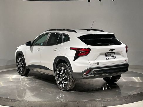 Used 2024 Chevrolet Trax RS image 13