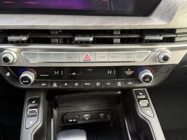 Used 2024 Kia Telluride EX X-Line AWD/4WD image 14