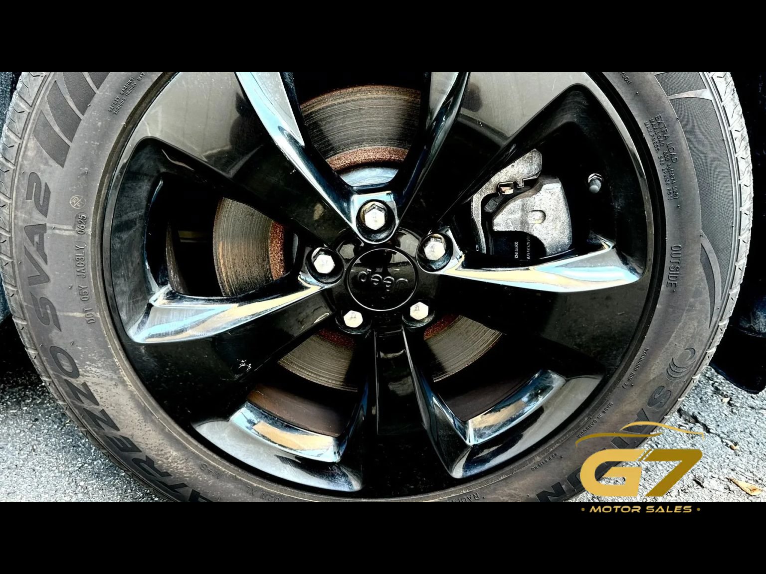 Used 2019 Jeep Cherokee Latitude Plus FWD image 20