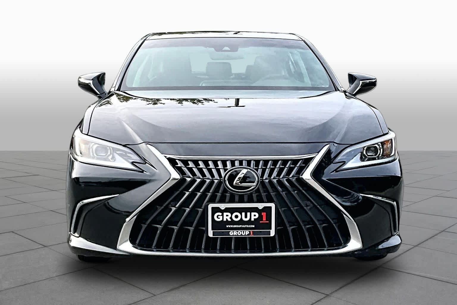 Used 2024 Lexus ES 250 w/ Premium Package AWD/4WD image 4