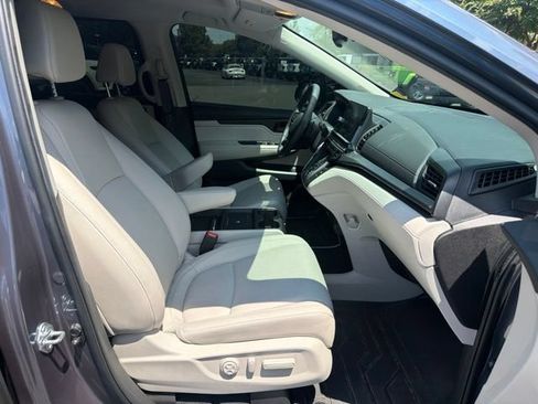 Used 2026 Honda Odyssey EX-L image 12