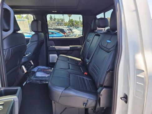 New 2025 Ford F350 Platinum image 34
