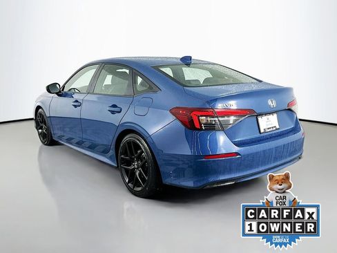 Used 2025 Honda Civic Sport image 6