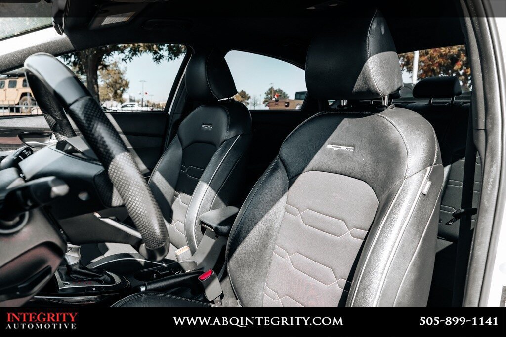 Used 2021 Kia Forte GT-Line FWD image 19