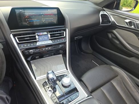 Used 2022 BMW 840i Convertible RWD image 17