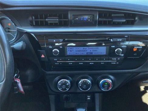 Used 2014 Toyota Corolla L image 18