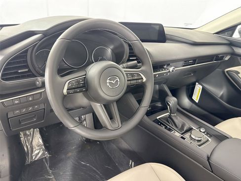 New 2026 MAZDA MAZDA3 2.5 S Preferred image 4