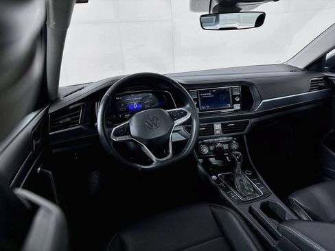 Used 2024 Volkswagen Jetta SE FWD image 21