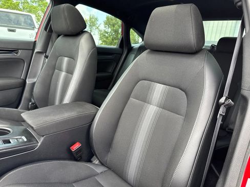 Used 2025 Honda Civic Sport image 29