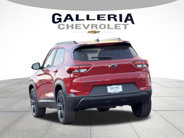 New 2026 Chevrolet TrailBlazer LT w/ Midnight Edition FWD image 5