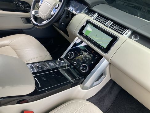 Used 2019 Land Rover Range Rover Supercharged image 31