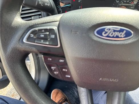 Used 2022 Ford EcoSport S AWD/4WD image 16