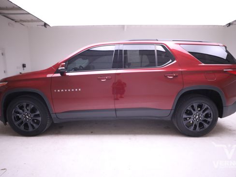 Used 2019 Chevrolet Traverse RS image 2