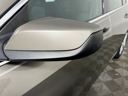 Used 2020 Chevrolet Malibu LT image 12