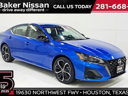 Certified 2025 Nissan Altima 2.5 SR