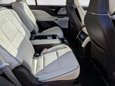 Used 2020 Lincoln Aviator Black Label w/ Dynamic Handling Package image 22