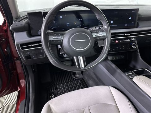 Used 2024 Hyundai Sonata SEL w/ Convenience Package image 21