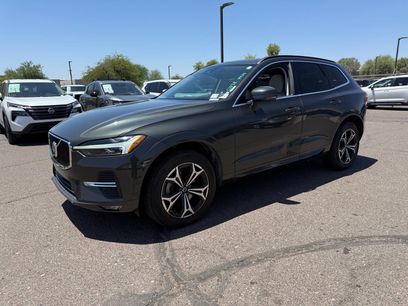 Used 2022 Volvo XC60 B5 Momentum w/ Advanced Package