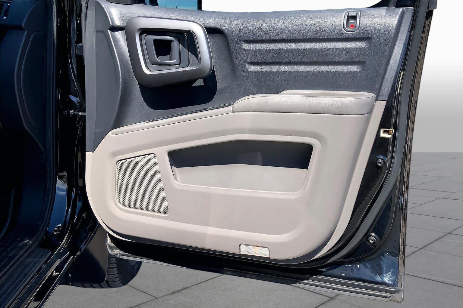 Used 2013 Honda Ridgeline RTL image 22