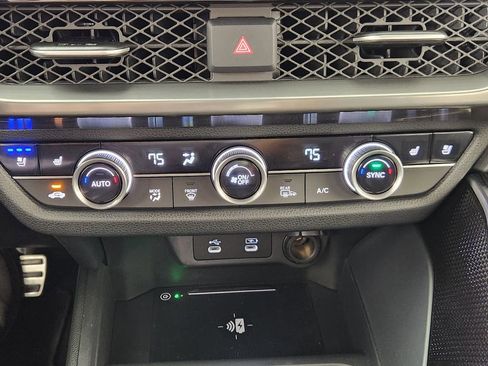 Used 2025 Acura ADX A-Spec image 19