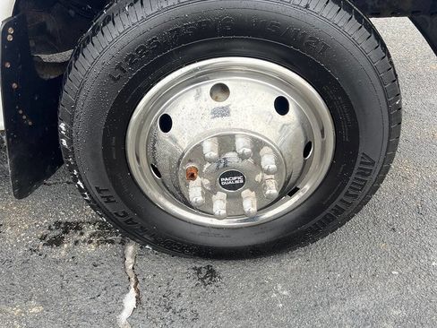 Used 2007 Ford E-450 and Econoline 450 image 26