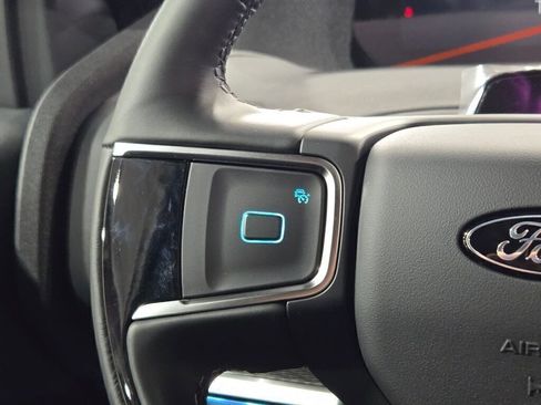 New 2025 Ford Expedition Platinum w/ Stealth Performance Package image 33