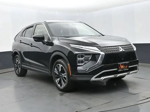 Used 2024 Mitsubishi Eclipse Cross SE AWD/4WD image 2