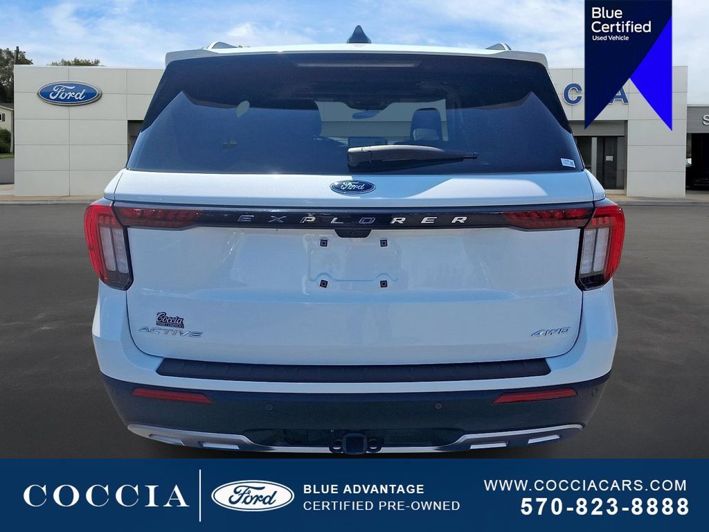 Certified 2025 Ford Explorer Active w/ Active Comfort Package AWD/4WD image 5