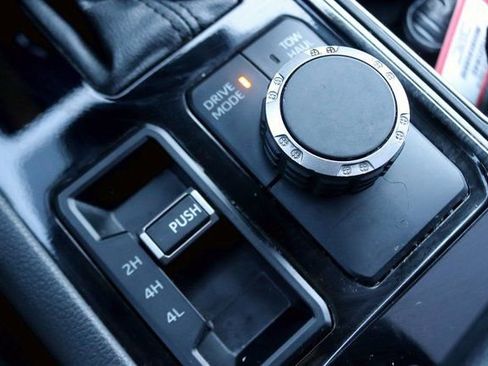 Used 2022 Toyota Tundra Limited image 27