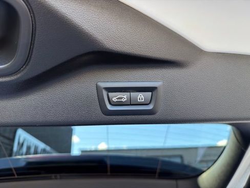 Used 2023 BMW X5 xDrive45e AWD/4WD image 27