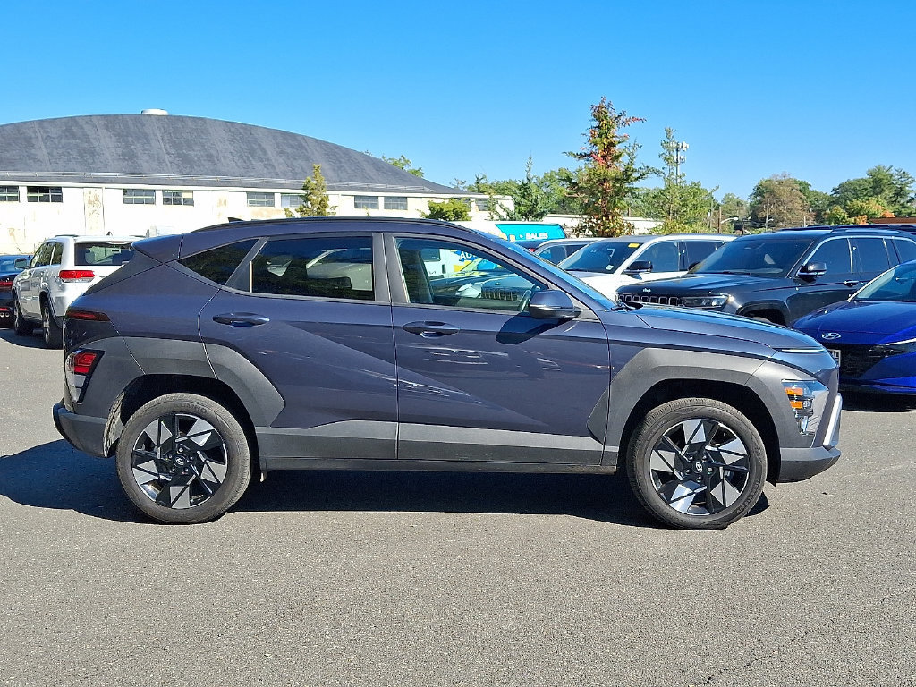 Used 2024 Hyundai Kona SEL AWD/4WD image 8