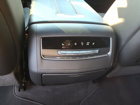 Used 2022 Cadillac Escalade Sport image 7