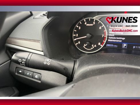 Used 2025 Nissan Altima 2.5 SV image 13