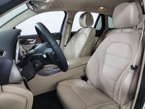 Certified 2022 Mercedes-Benz GLC 300 4MATIC image 20