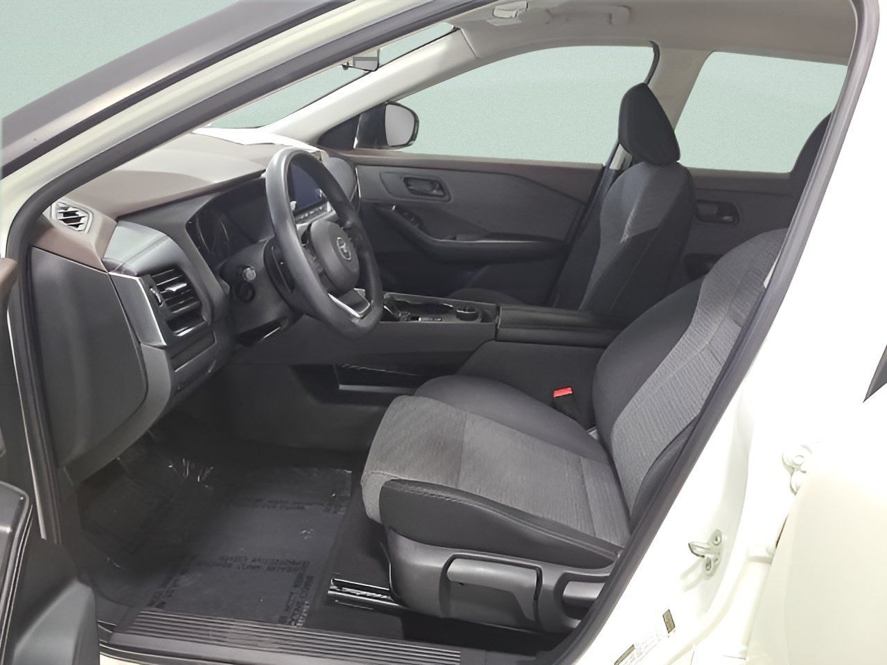 Used 2021 Nissan Rogue S AWD/4WD image 17