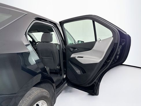 Used 2023 Chevrolet Equinox LS w/ Driver Confidence II Package image 28