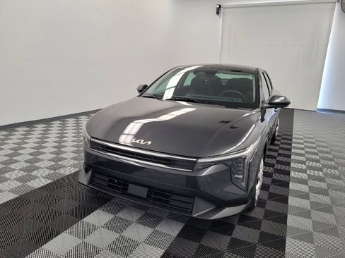 Used 2025 Kia K4 FWD image 15