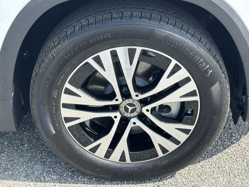 Certified 2025 Mercedes-Benz GLA 250 image 14