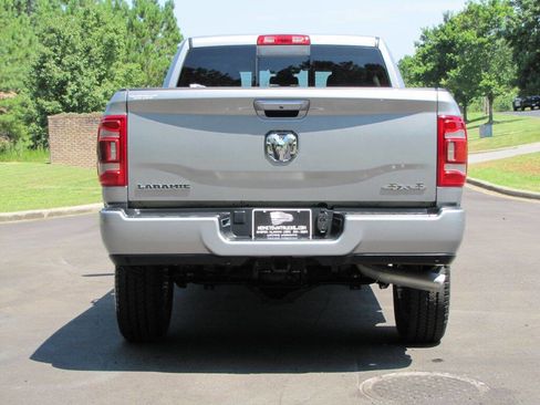 Used 2024 RAM 2500 Laramie image 11