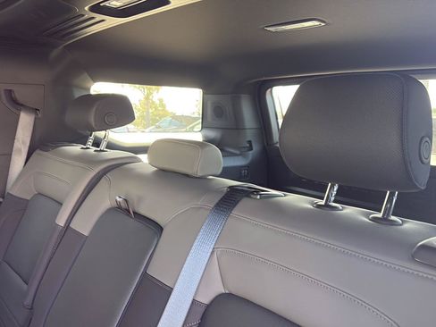 Used 2025 GMC Hummer EV 3X AWD/4WD image 29