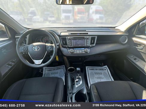 Used 2015 Toyota RAV4 XLE FWD image 18