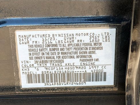 Used 2024 Nissan Sentra S image 39