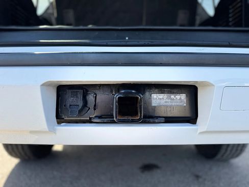 Used 2015 Chevrolet Suburban LT image 41